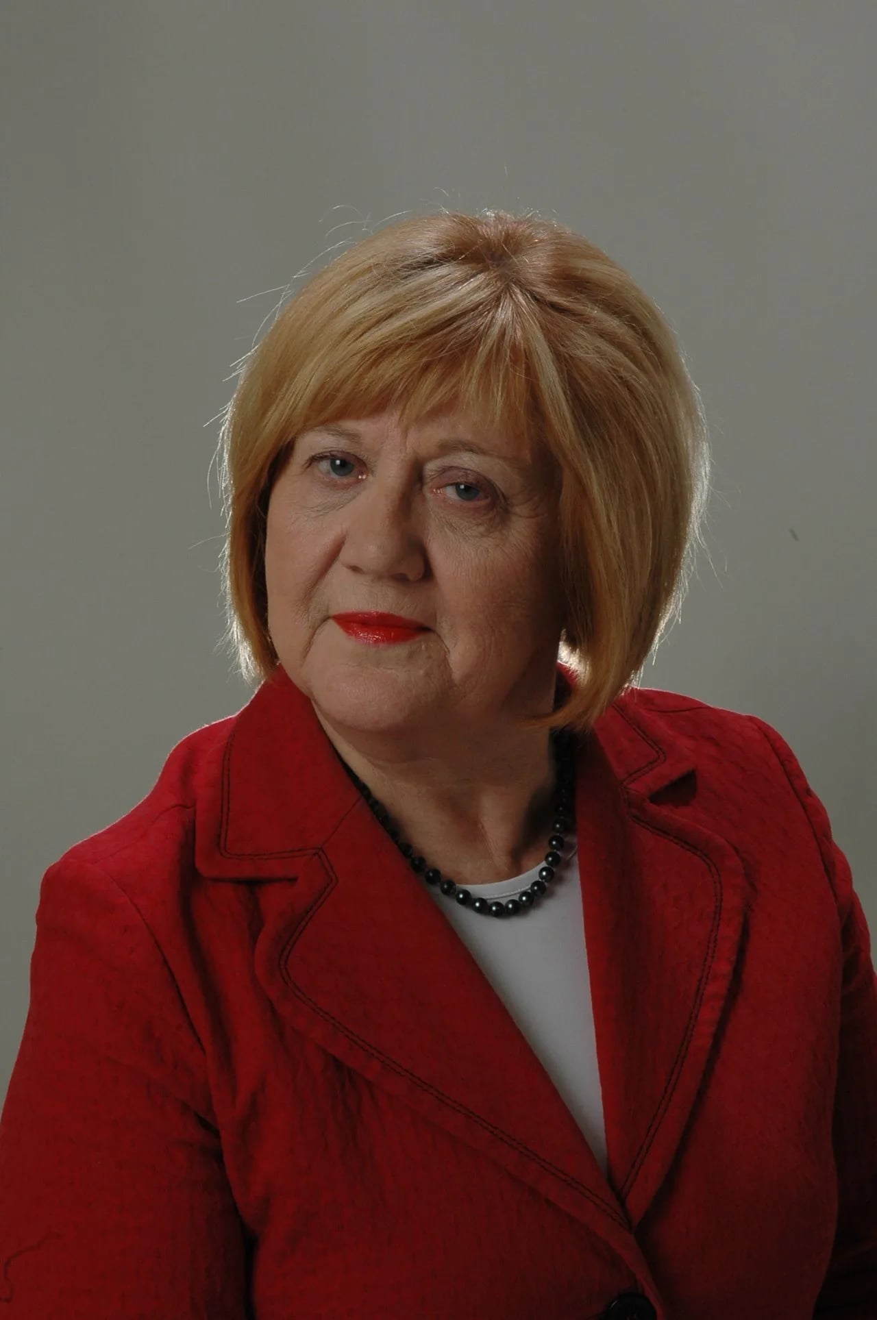 Portrait of Vaira Paegle (1942–2019) – memorial page