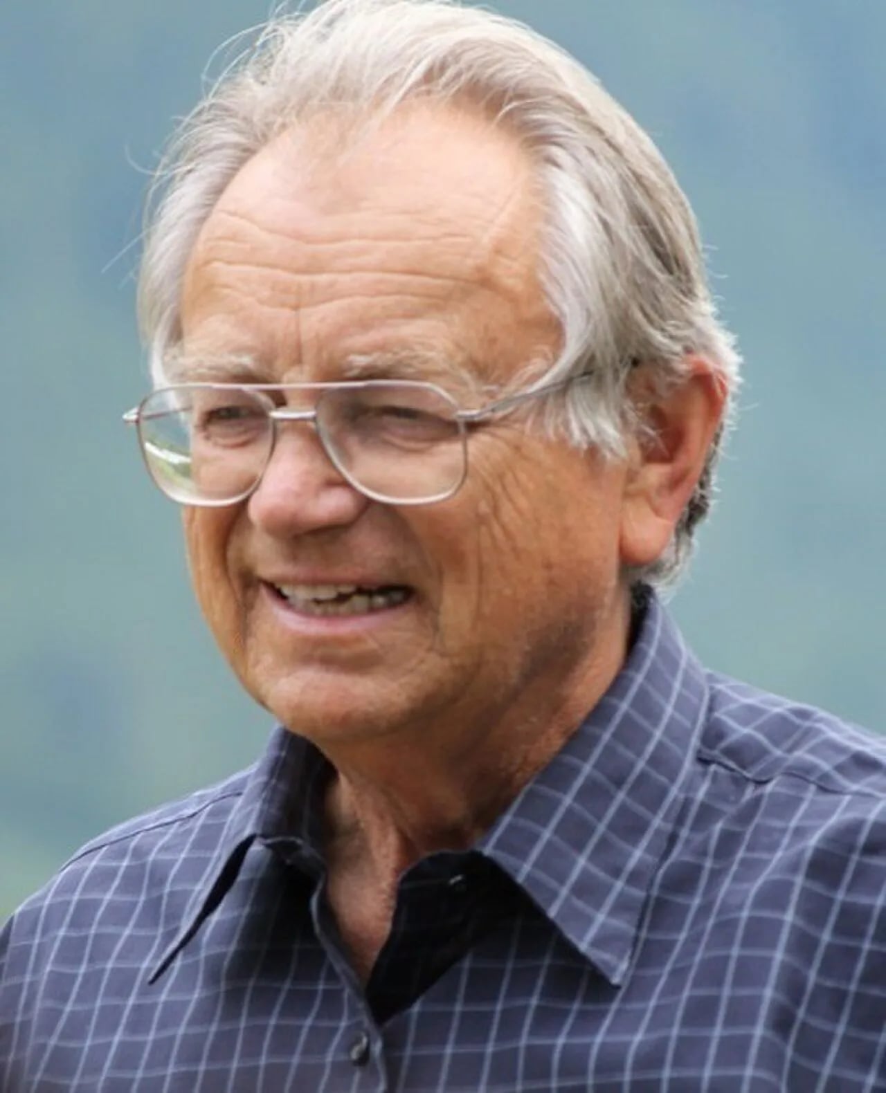 Portrait of Valerius Geist (1938–2021) – memorial page
