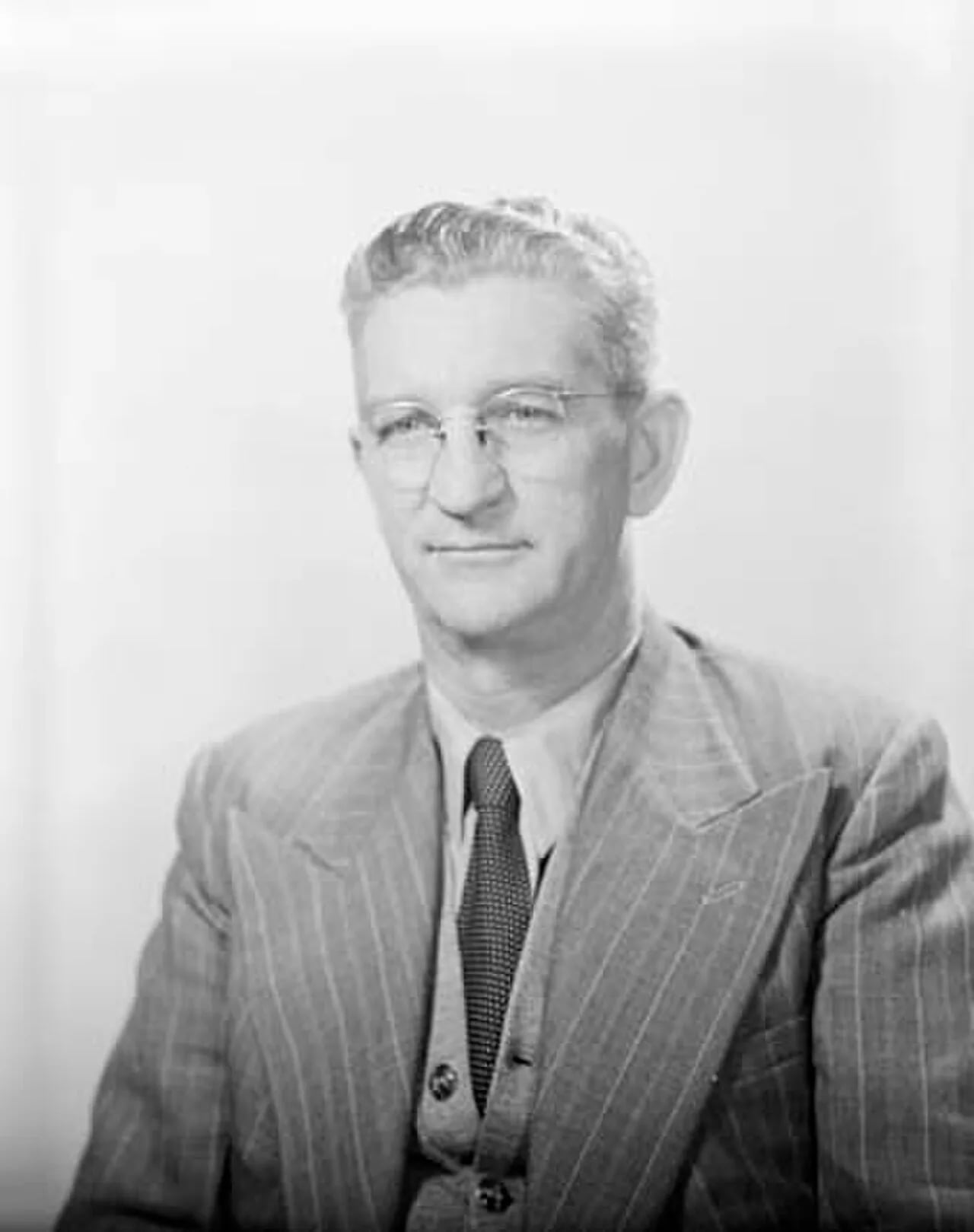Porträt von Victor Kearney (1903–1982) – Gedenkseite