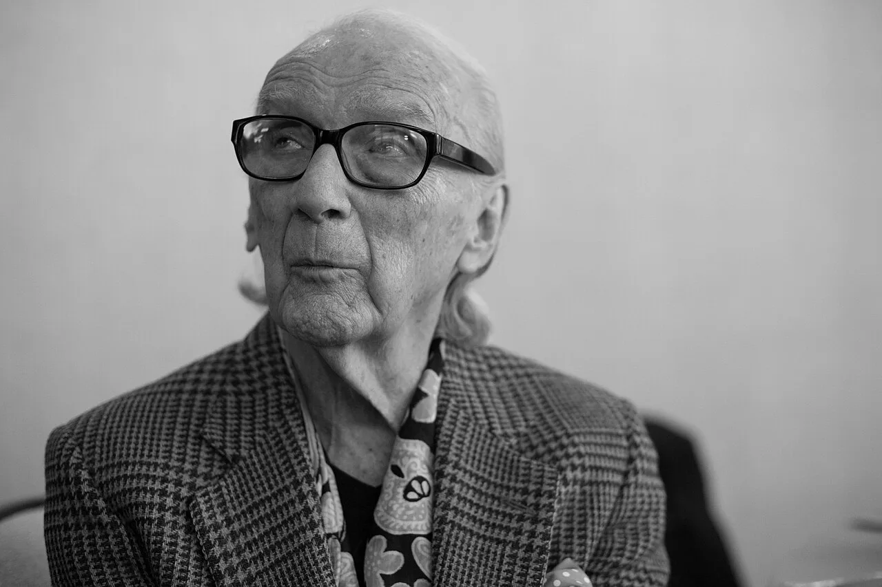 Portrait of Victor Skrebneski (1929–2020) – memorial page