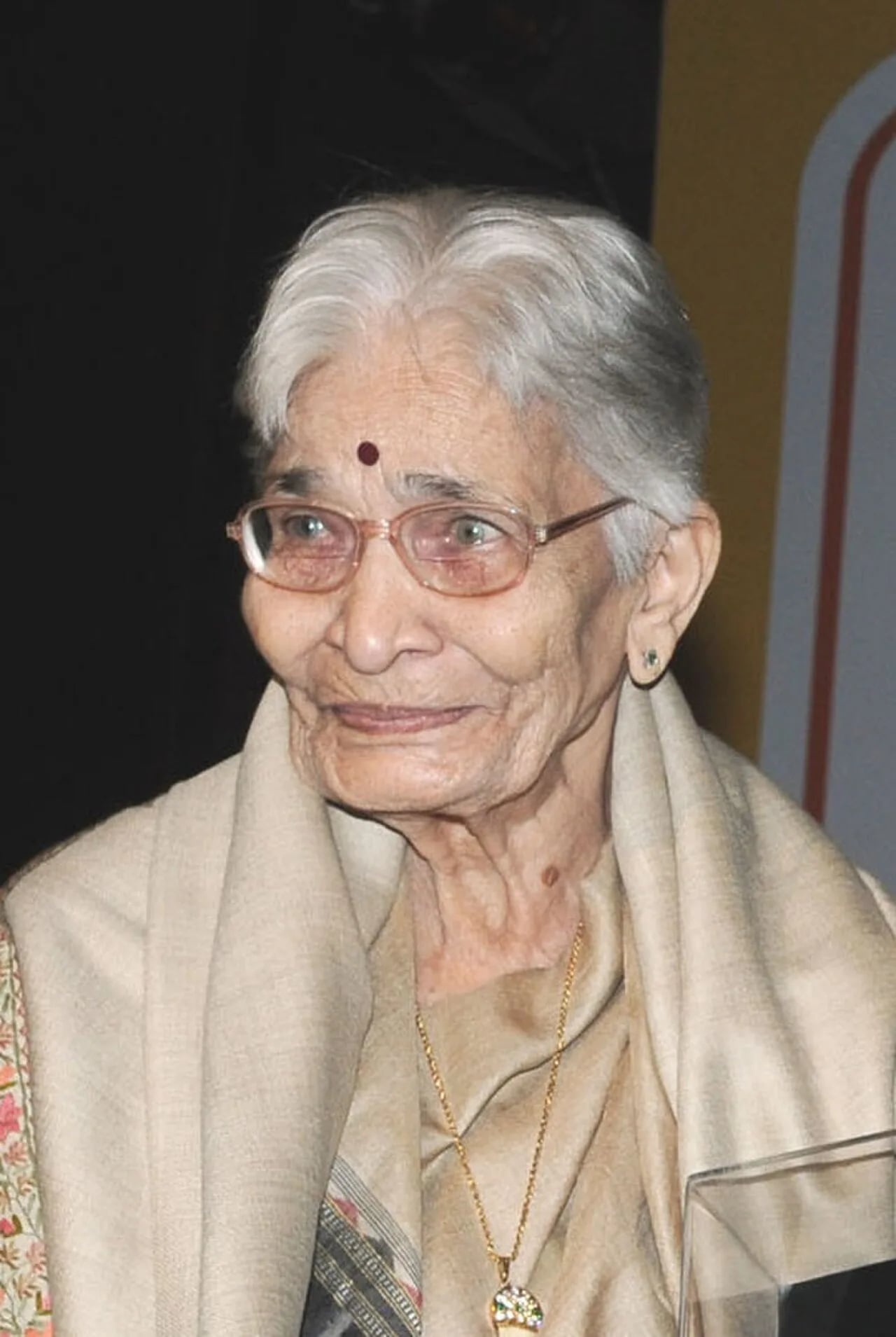 Porträt von Vijaya Mulay (1921–2019) – Gedenkseite