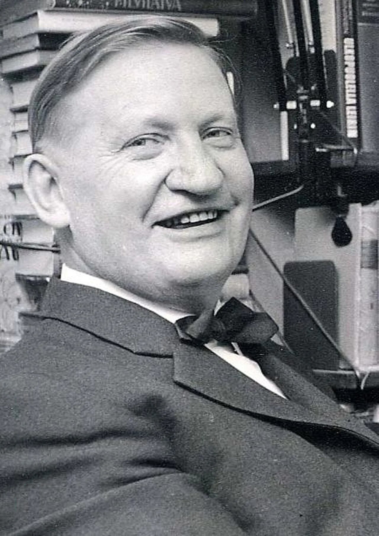 Portrait of Vilho Siivola (1910–1984) – memorial page