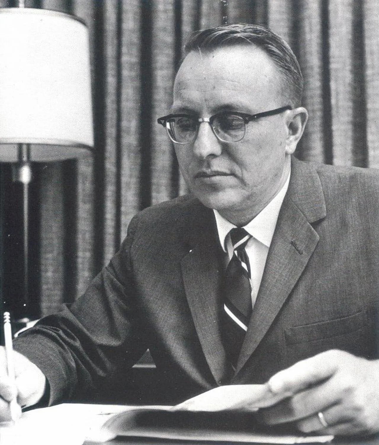 Porträt von Virgil Orr (1923–2021) – Gedenkseite