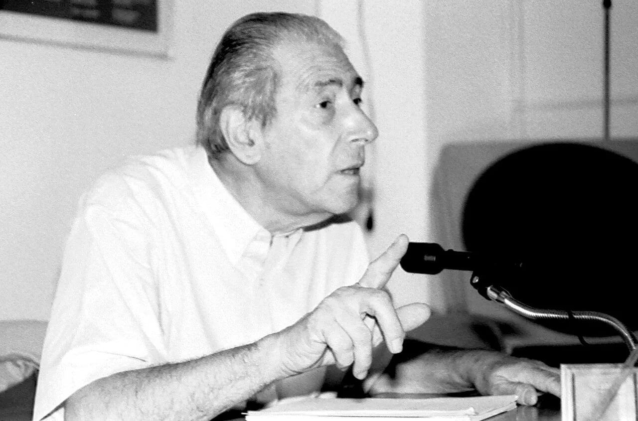 Porträt von Aziz Ab'Sáber (1924–2012) – Gedenkseite