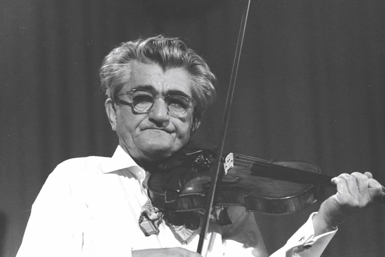 Porträt von Vlastimir Pavlović Carevac (1895–1965) – Gedenkseite