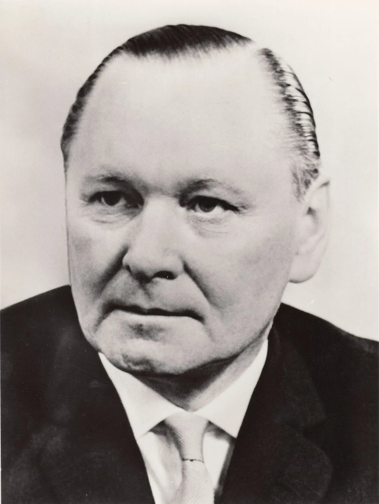Portrait of Guido Notermans (1912–1968) – memorial page