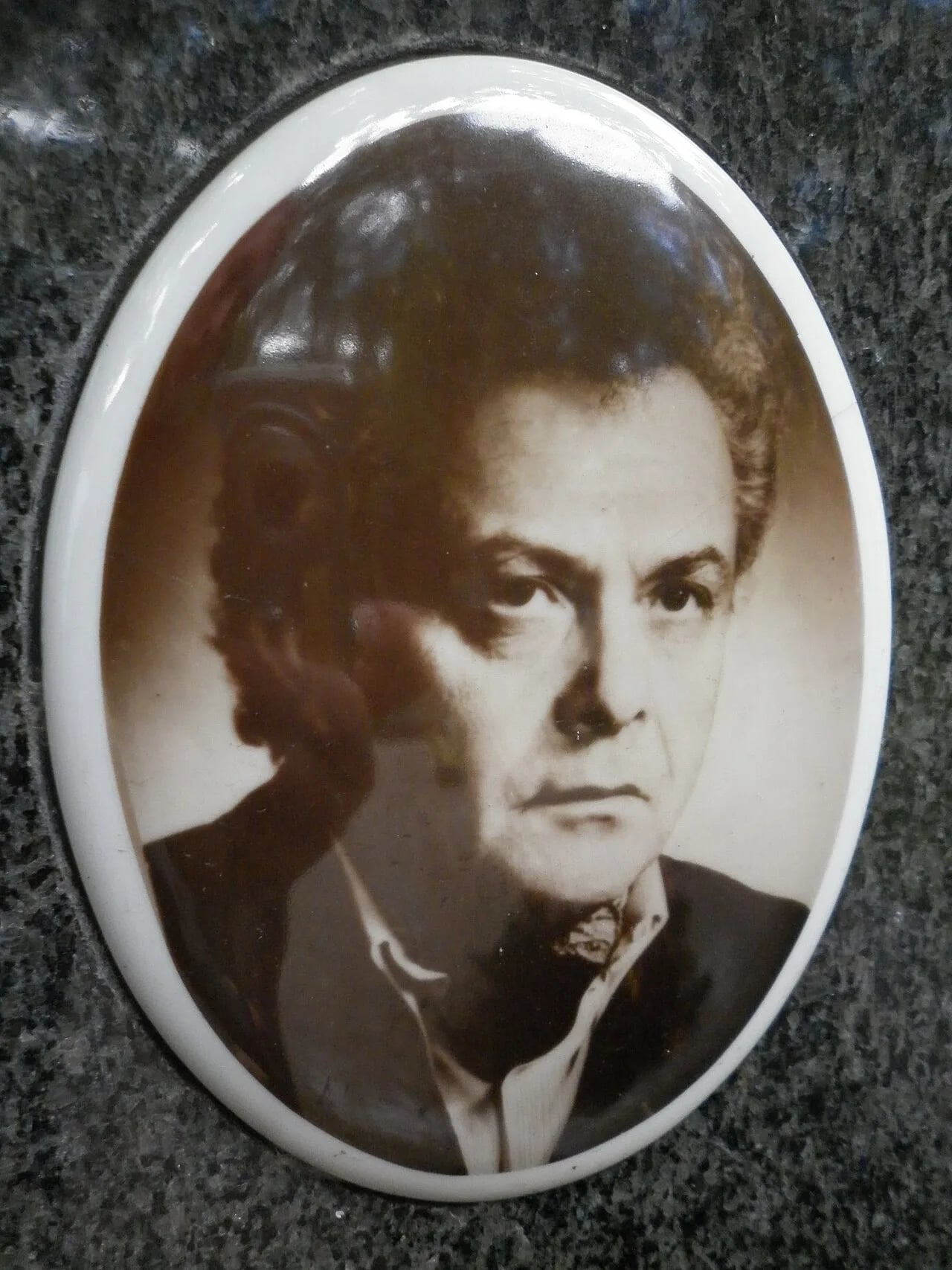 Portrait of Juliusz Berger (1928–1999) – memorial page