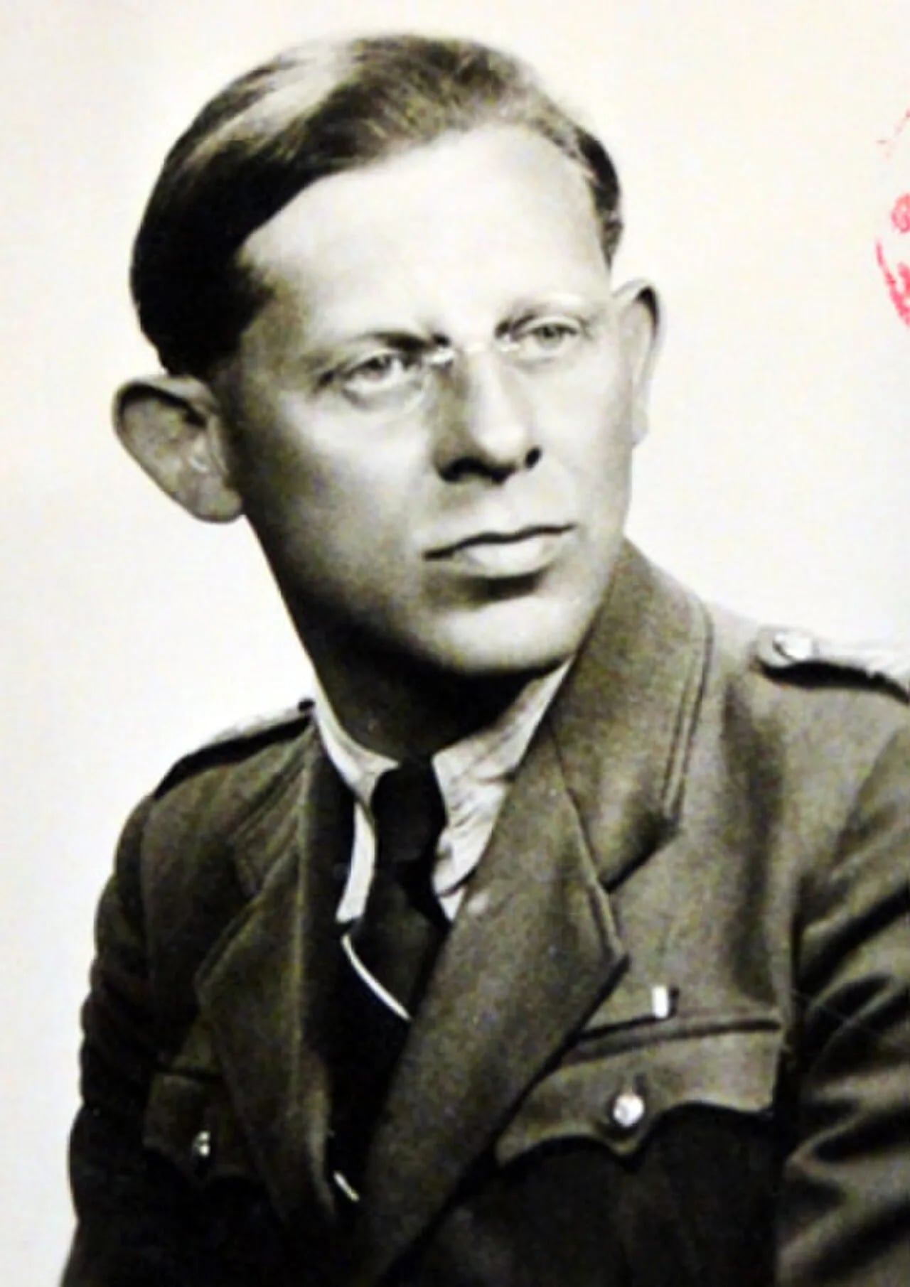 Porträt von Juliusz Burgin (1906–1973) – Gedenkseite