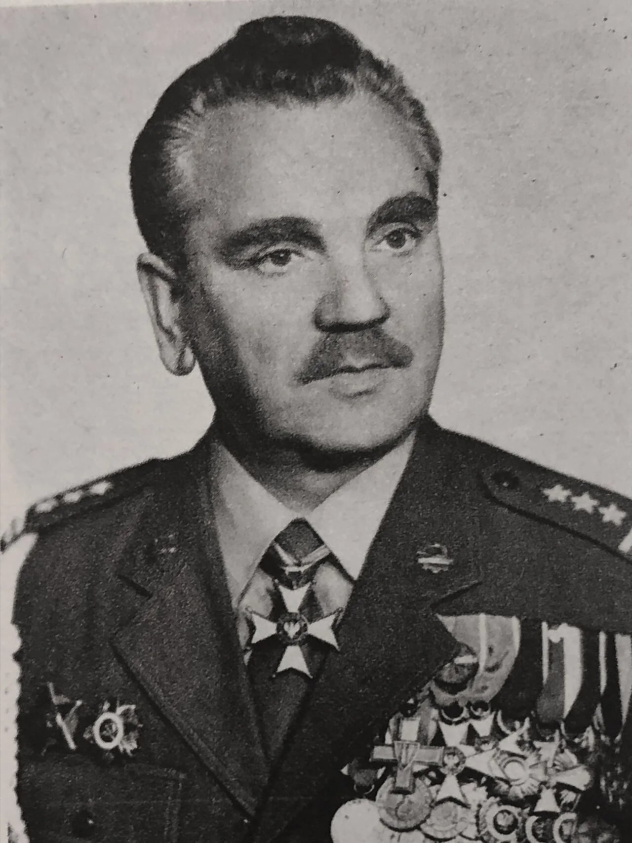 Portrait of Leon Gregorowicz (1919–1998) – memorial page