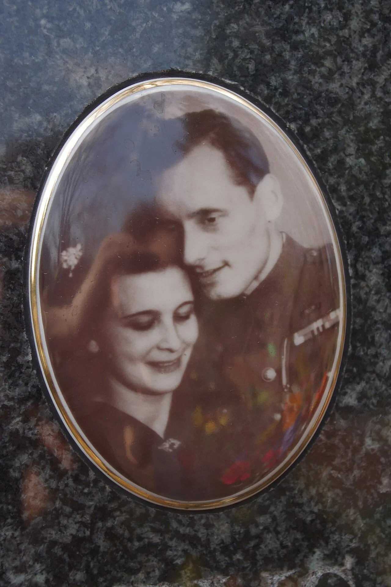 Portrait of Edward Szpitel (1920–2002) – memorial page