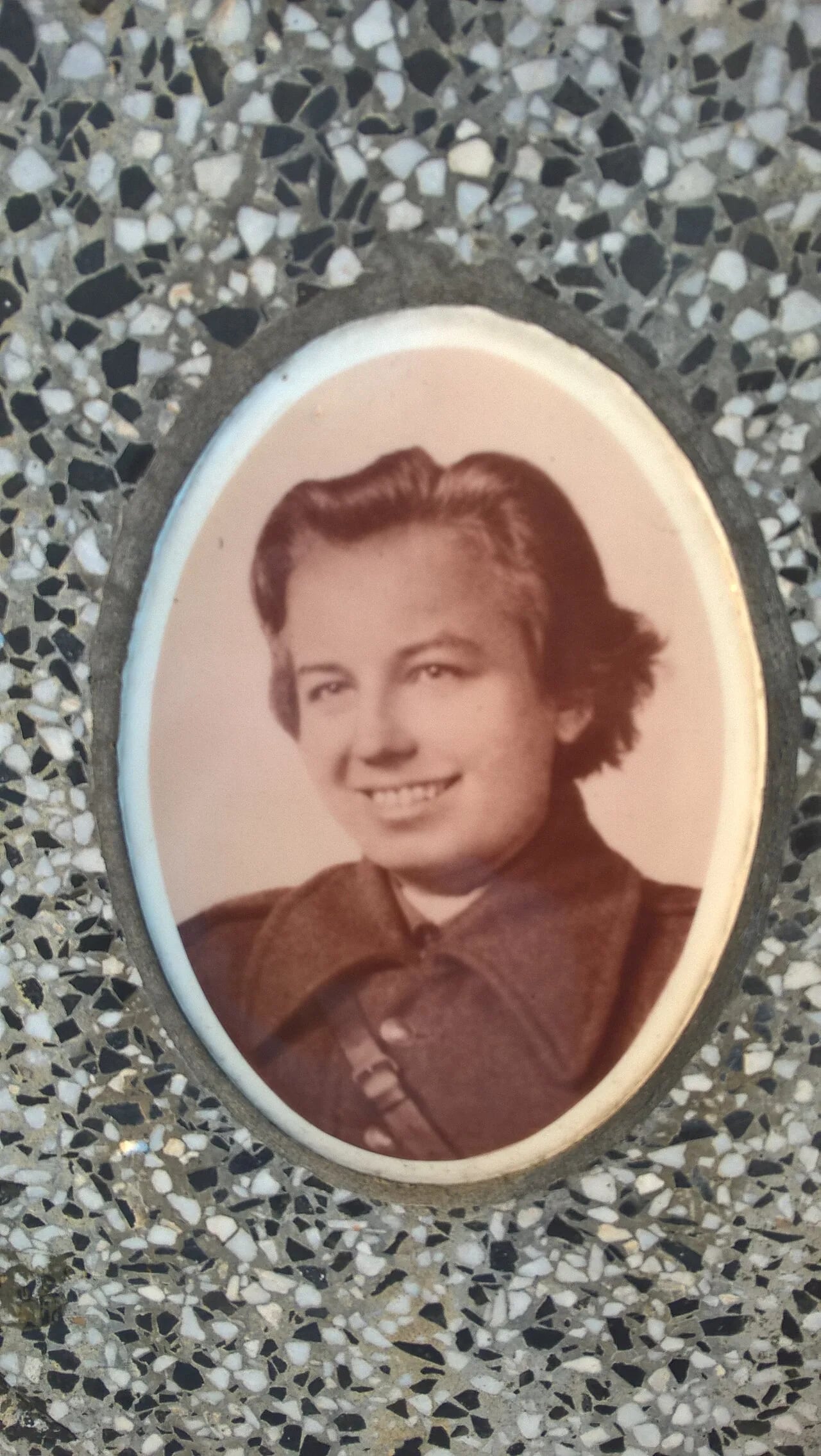 Porträt von Stanisława Nadstawek (1923–1945) – Gedenkseite