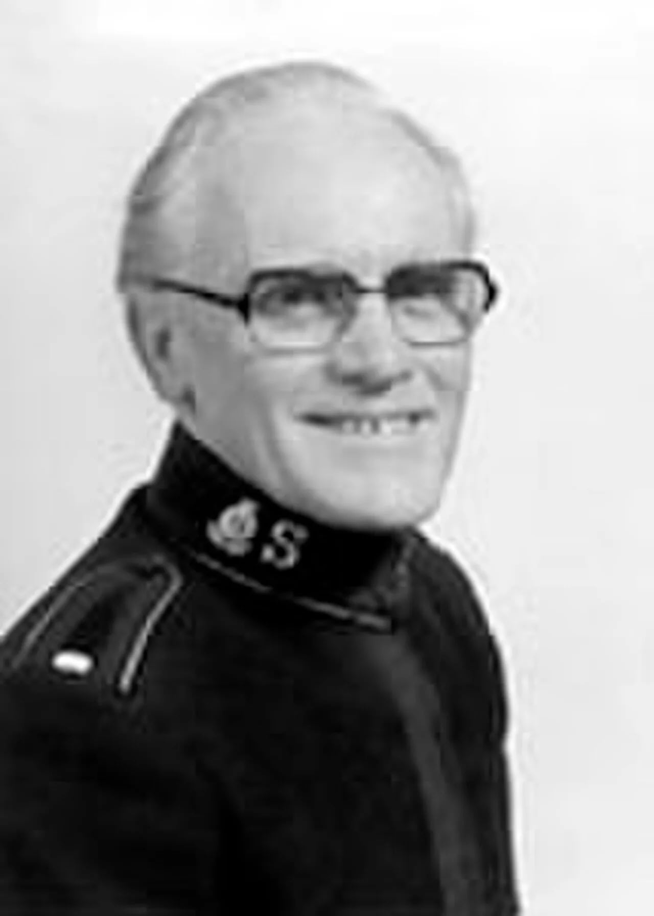 Portrait of W. Stanley Cottrill (1914–2005) – memorial page
