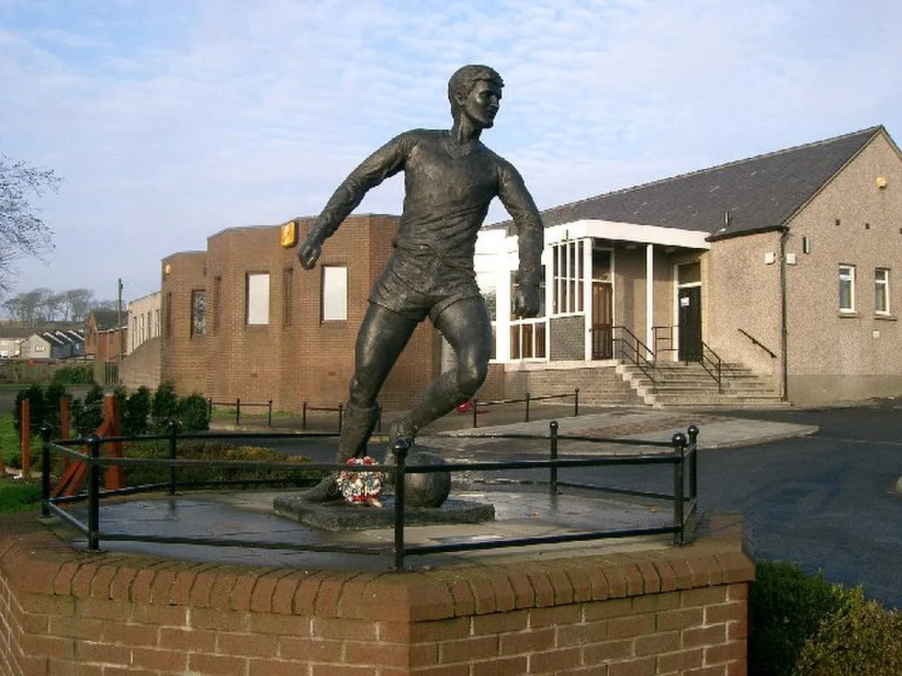 Portrait of Jim Baxter (1939–2001) – memorial page