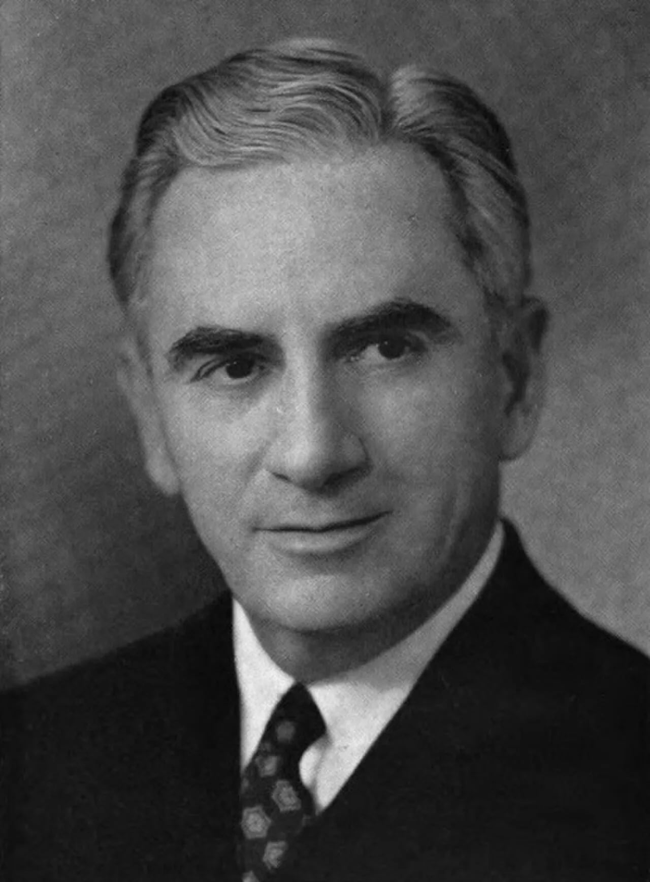 Portrait of Wallace Edgar Pierce (1881–1940) – memorial page