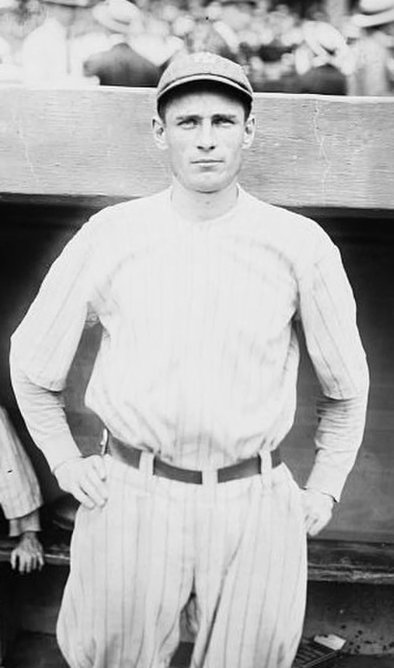 Portrait of Wally Pipp (1893–1965) – memorial page