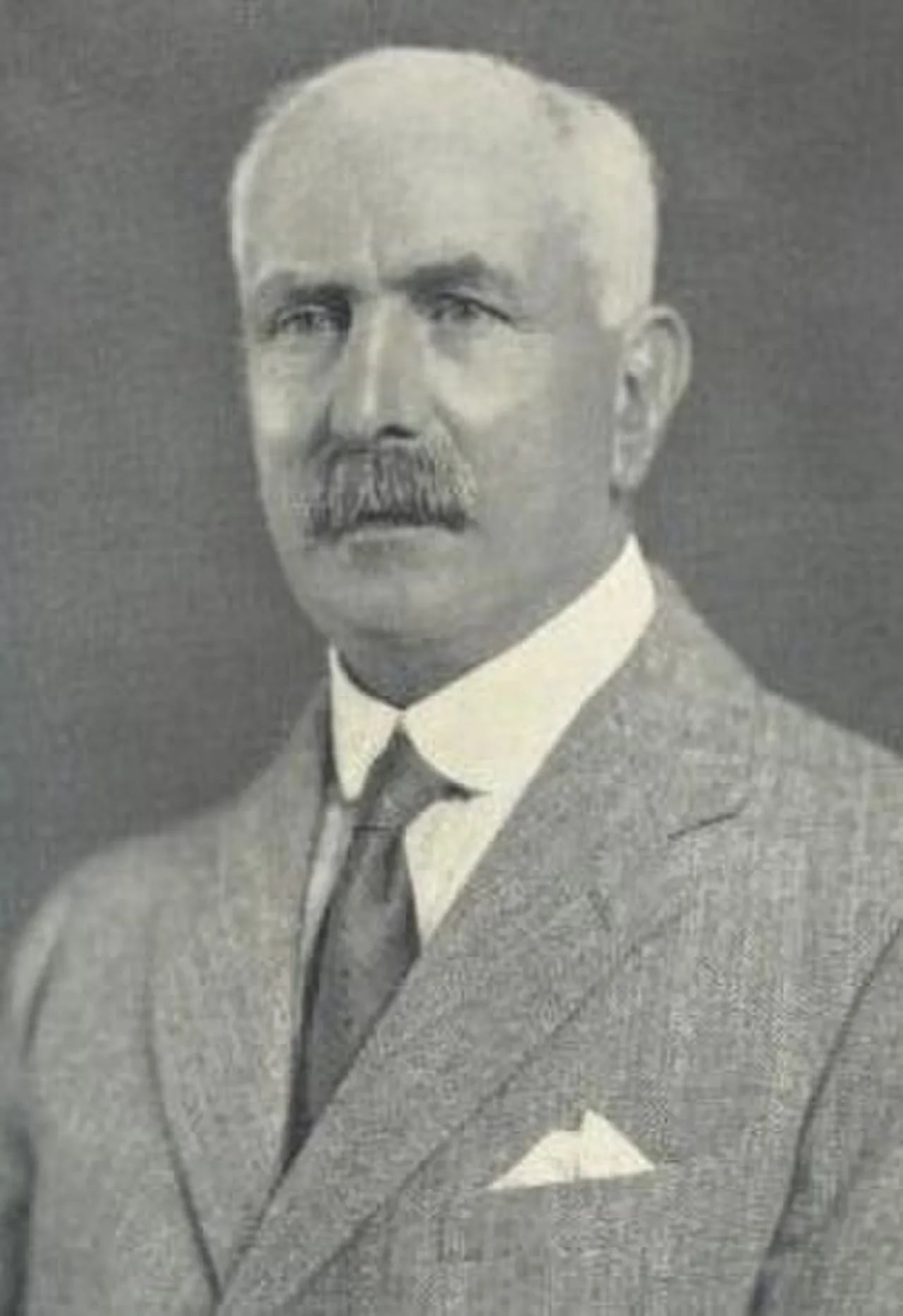 Portrait of Walter Dew (1863–1947) – memorial page