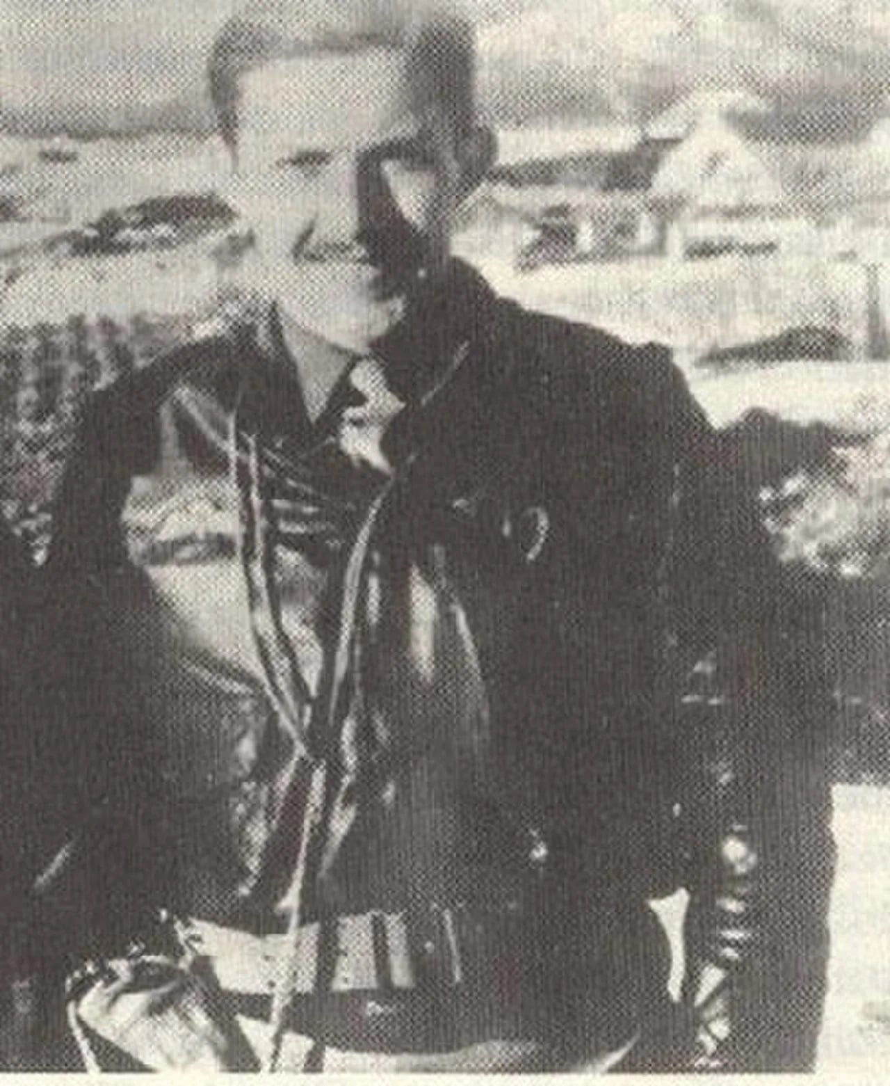 Portrait of Walter R. Mansfield (1911–1987) – memorial page