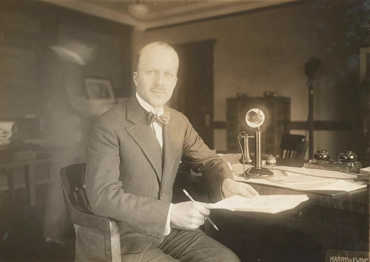 Porträt von Walter Sherman Gifford (1885–1966) – Gedenkseite