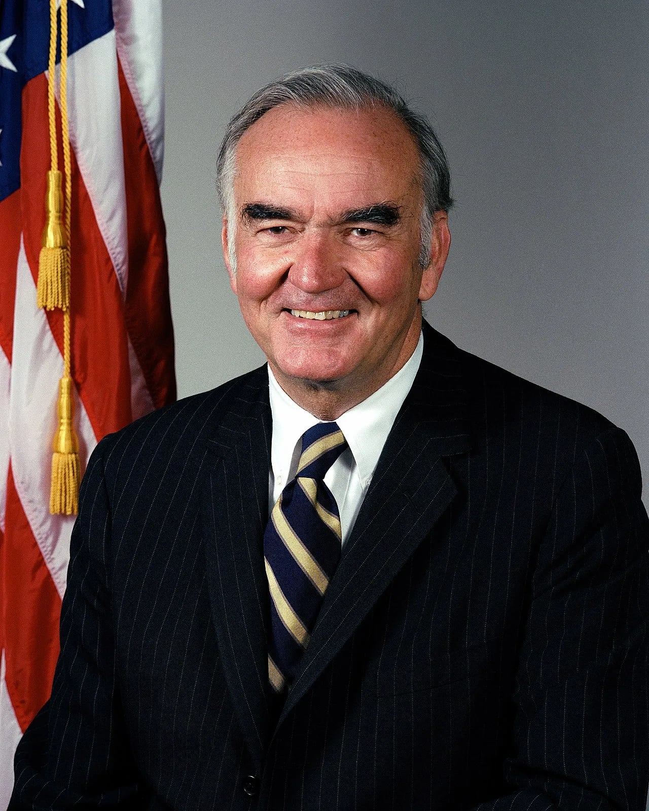 Porträt von Walter T. Skallerup, Jr. (1921–1987) – Gedenkseite