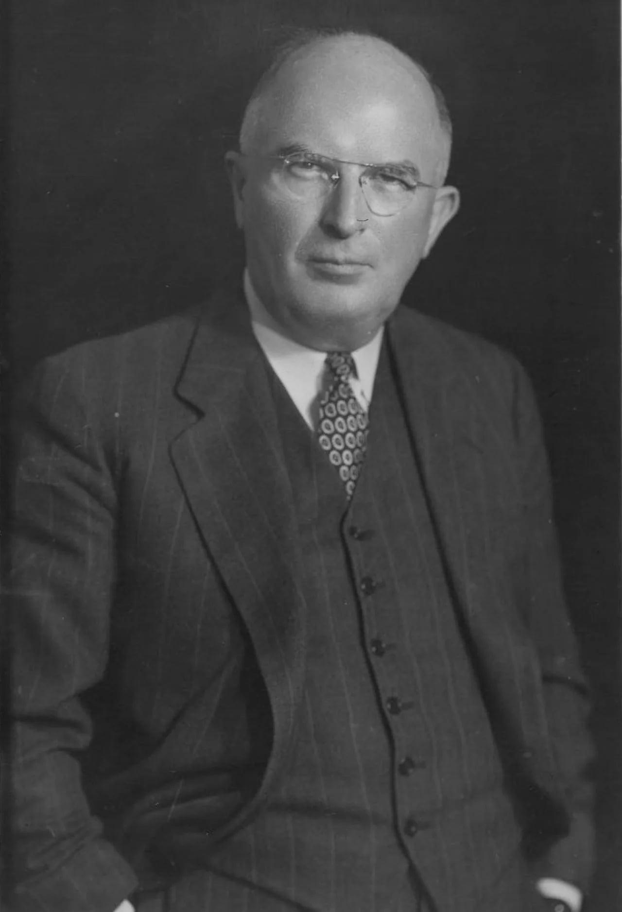 Portrait of Walter Thomson (1895–1964) – memorial page