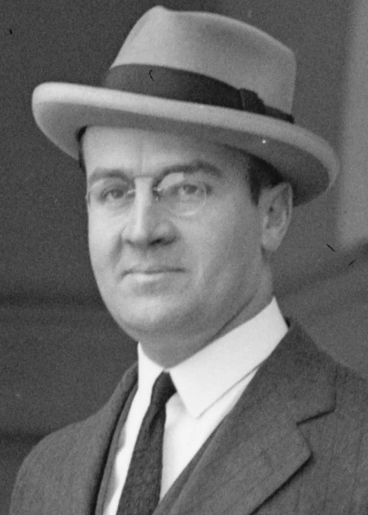 Portrait of Warren Delano Robbins (1885–1935) – memorial page