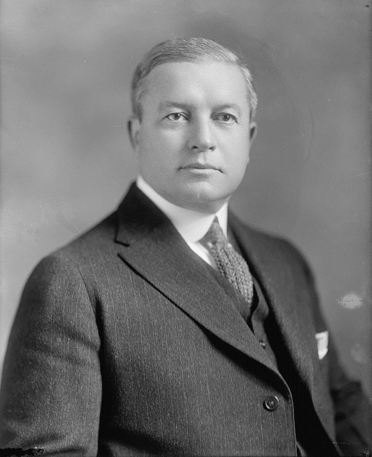 Portrait of Warren Gard (1873–1929) – memorial page