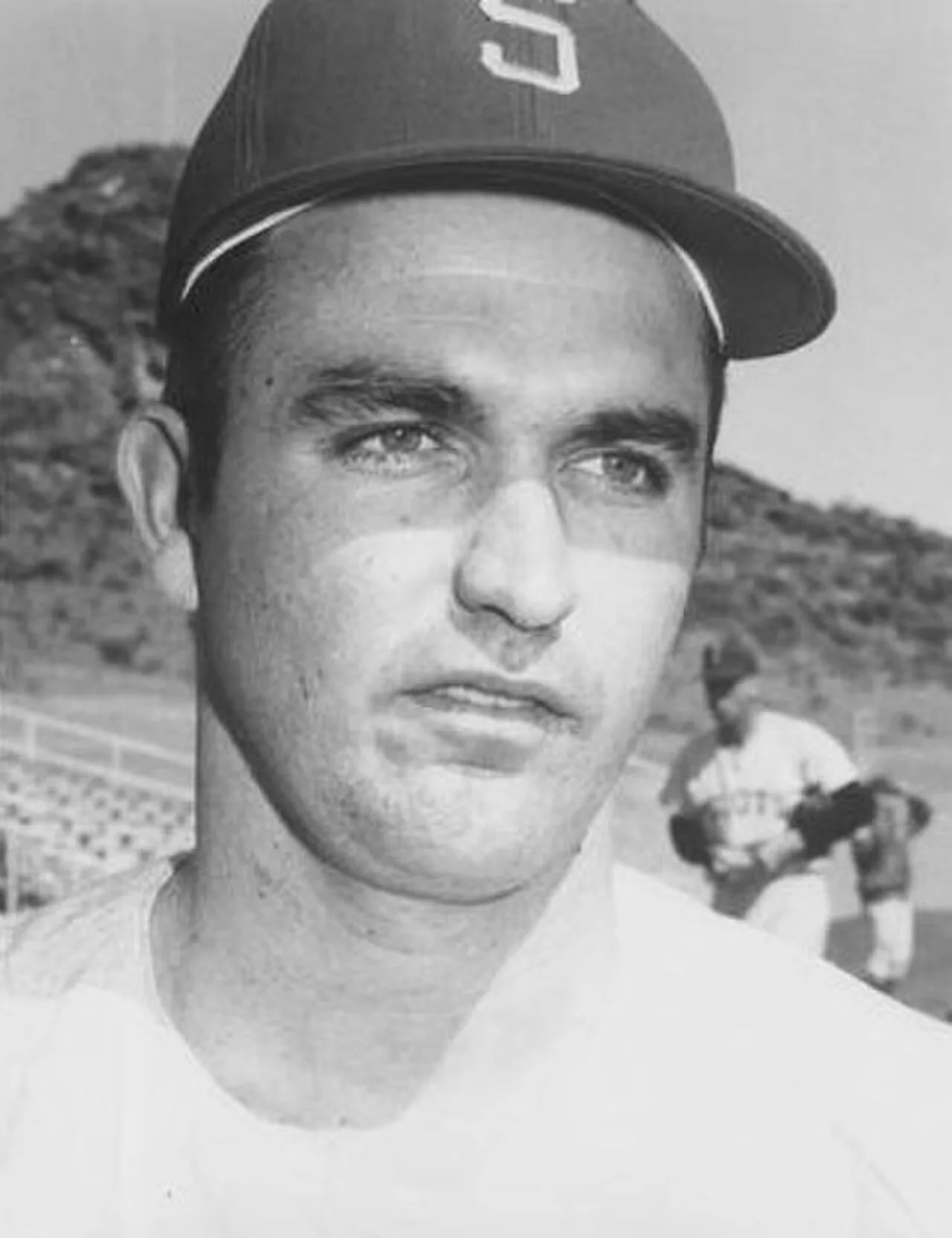 Portrait of Wayne Comer (1944–2023) – memorial page
