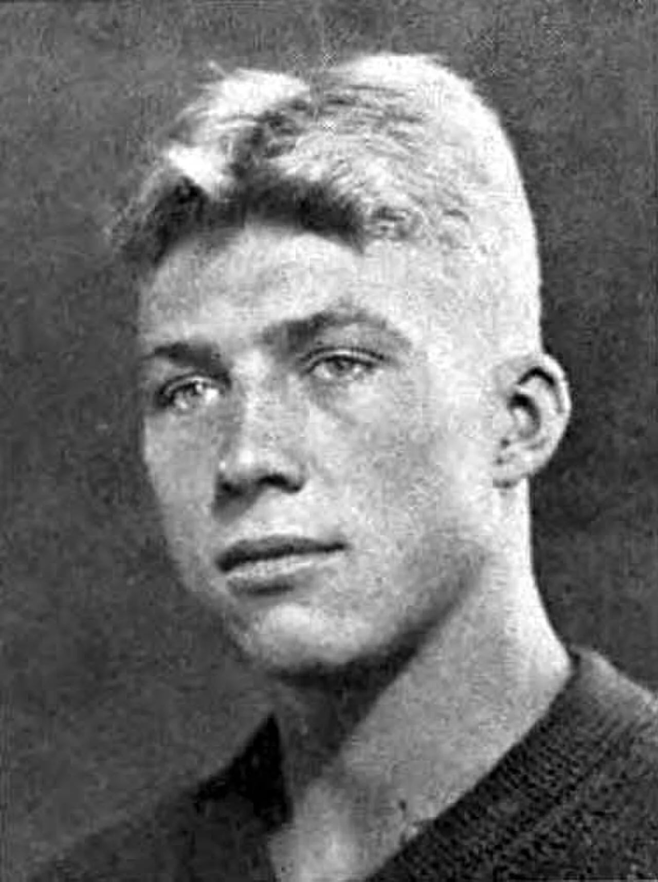 Portrait of Whitey Wistert (1912–1985) – memorial page