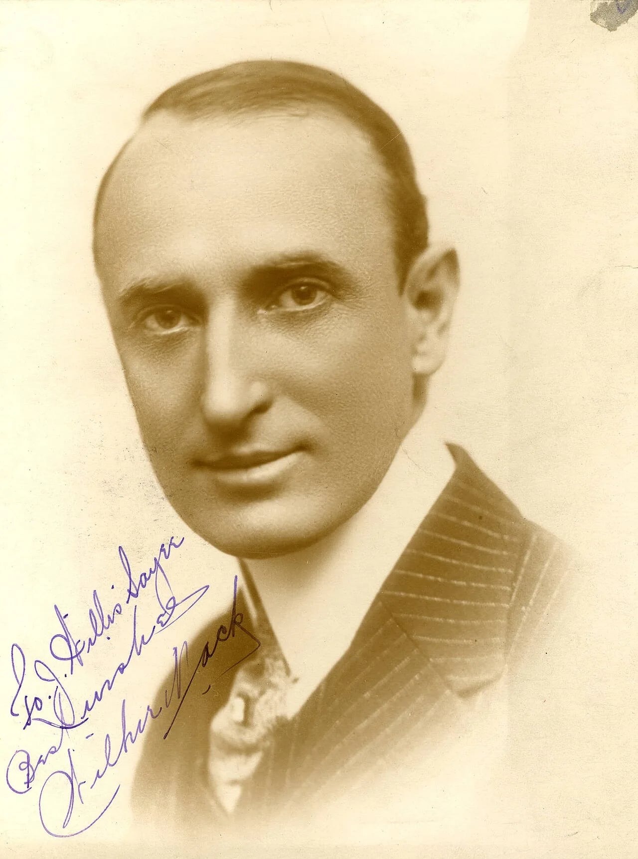 Portrait of Wilbur Mack (1873–1964) – memorial page