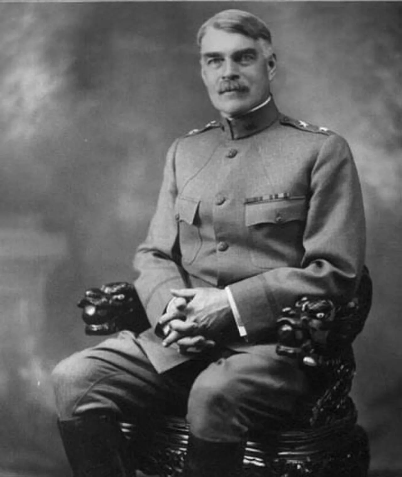 Portrait of Willard Ames Holbrook (1860–1932) – memorial page