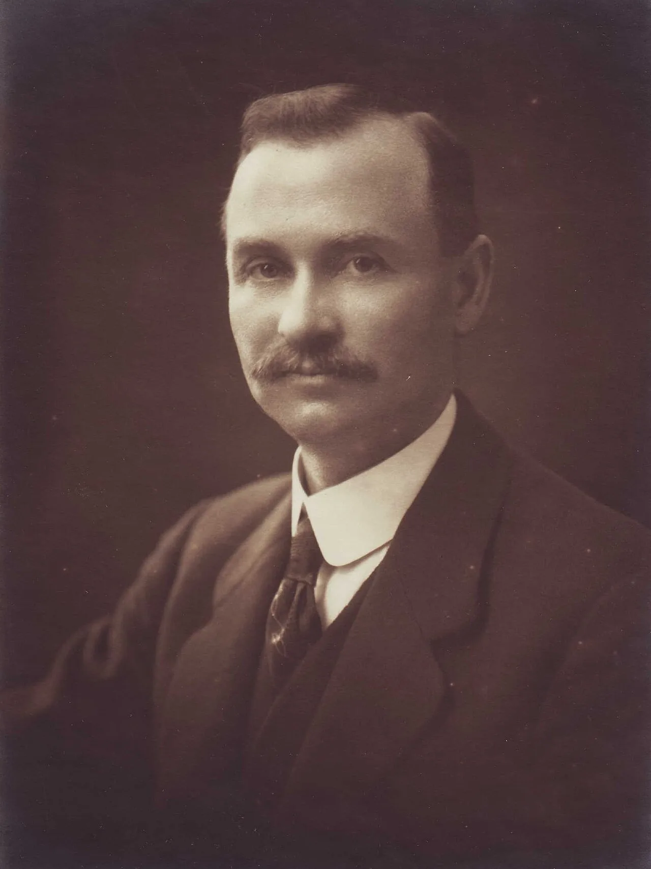 Porträt von William Angus (1871–1965) – Gedenkseite