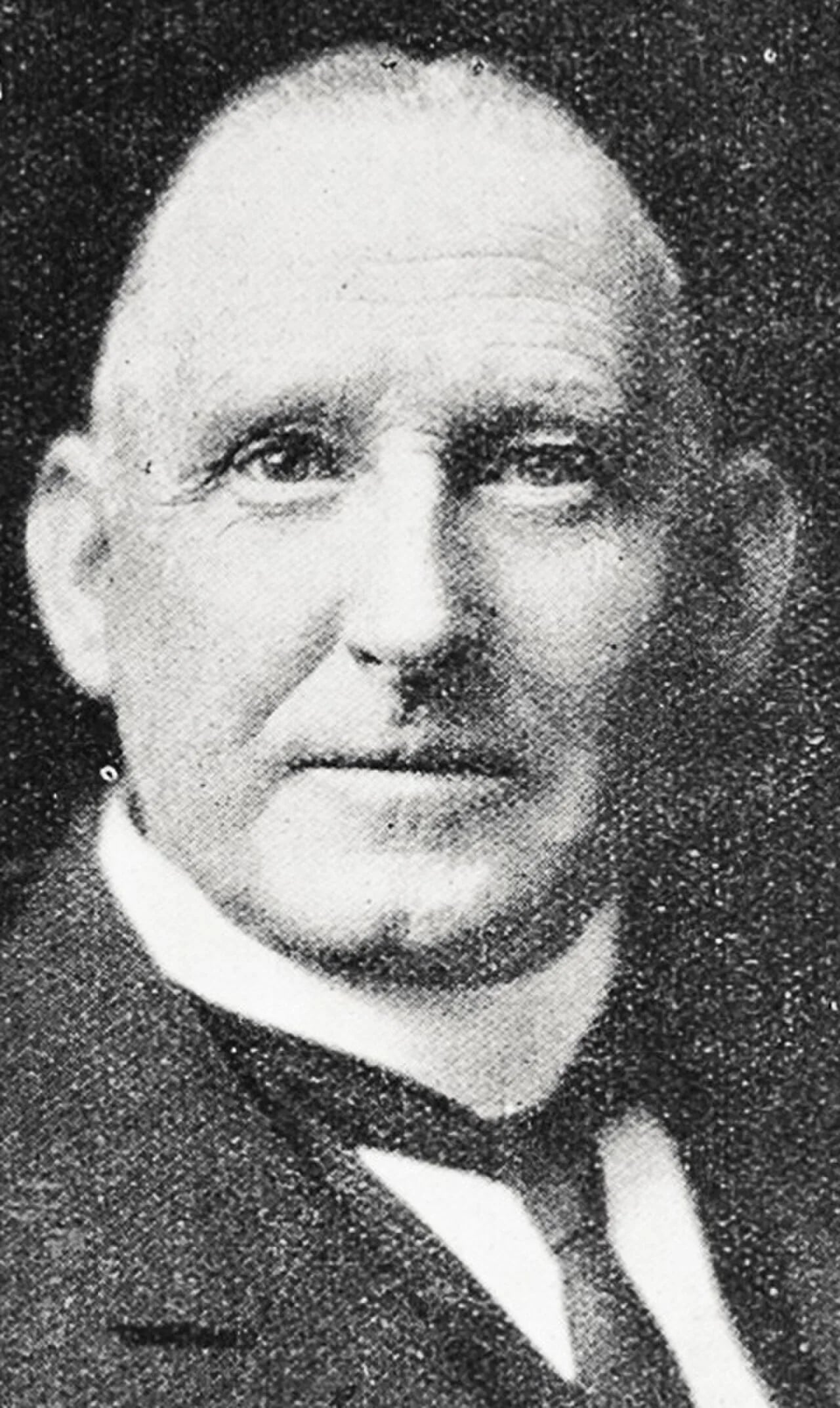 Portrait of William McIlveney (1867–1956) – memorial page