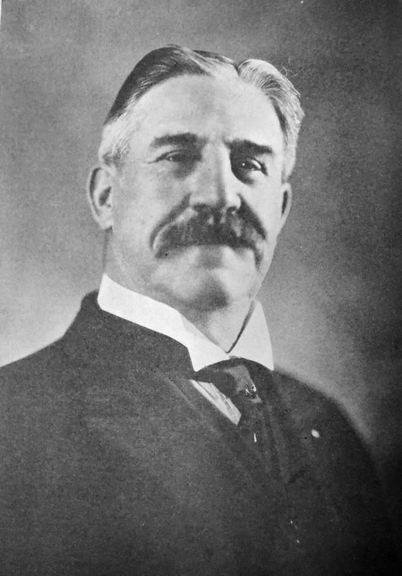 Portrait of William C. Newland (1860–1938) – memorial page
