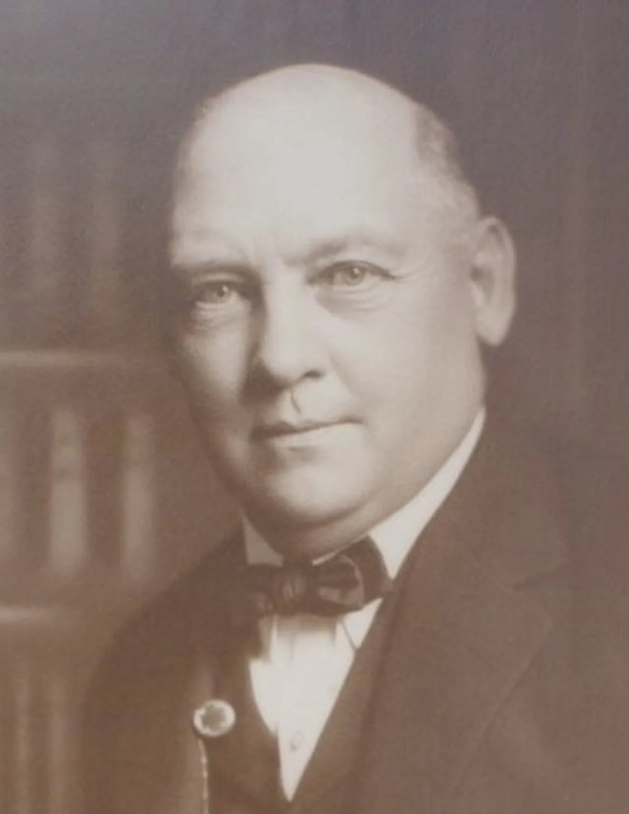 Porträt von William Douglas McHugh (1859–1923) – Gedenkseite
