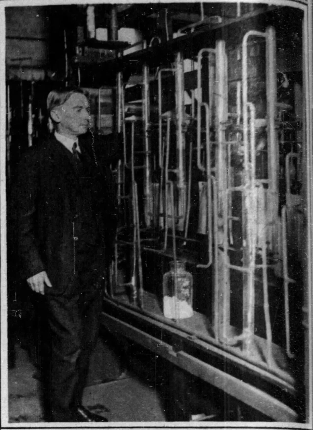 Porträt von William Draper Harkins (1873–1951) – Gedenkseite