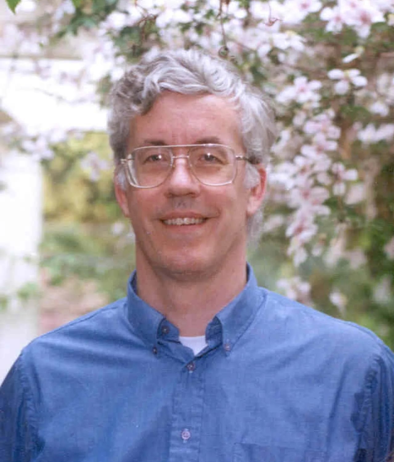 Portrait of William E. Caswell (1947–2001) – memorial page
