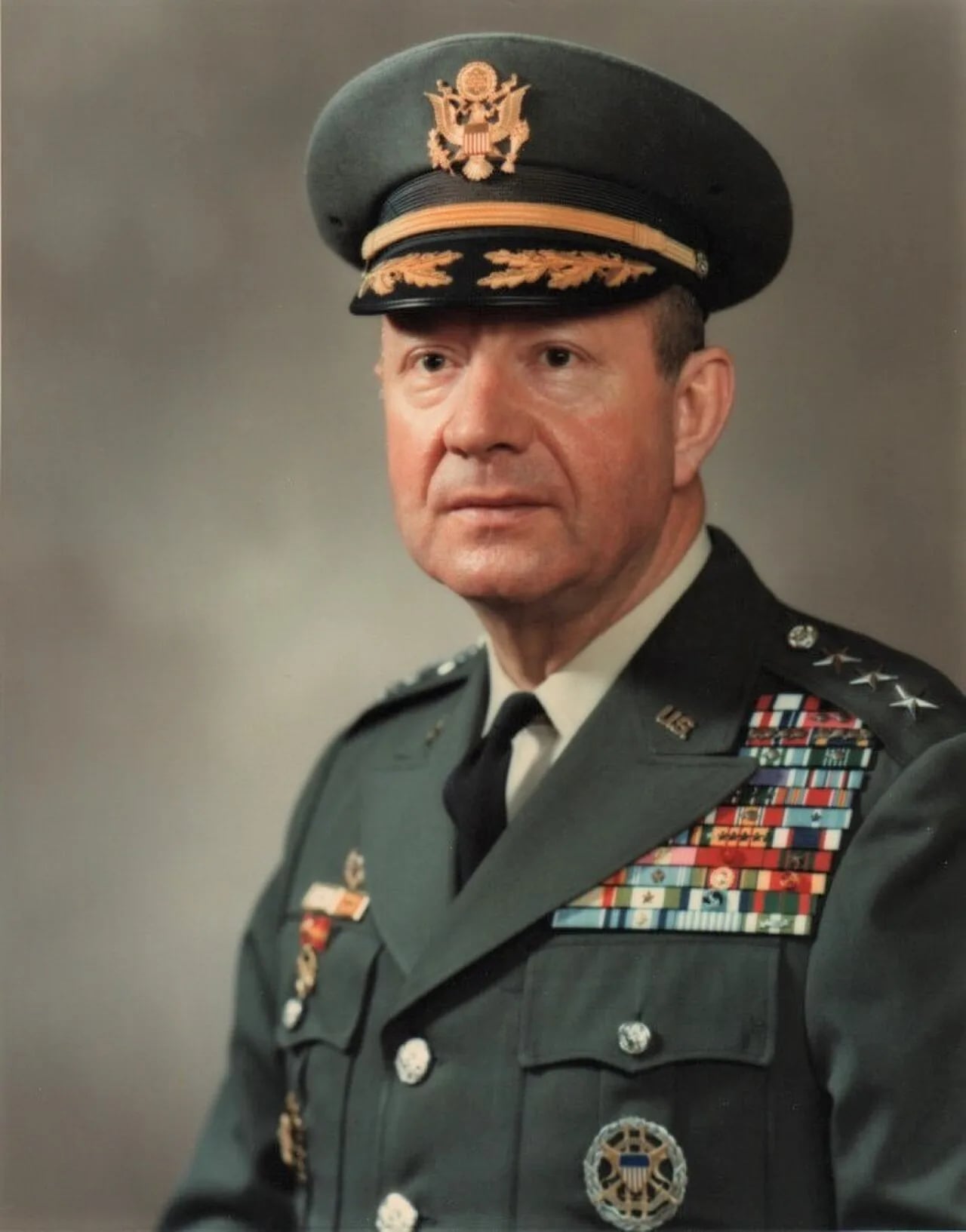 Portrait of William E. Potts (1921–2005) – memorial page