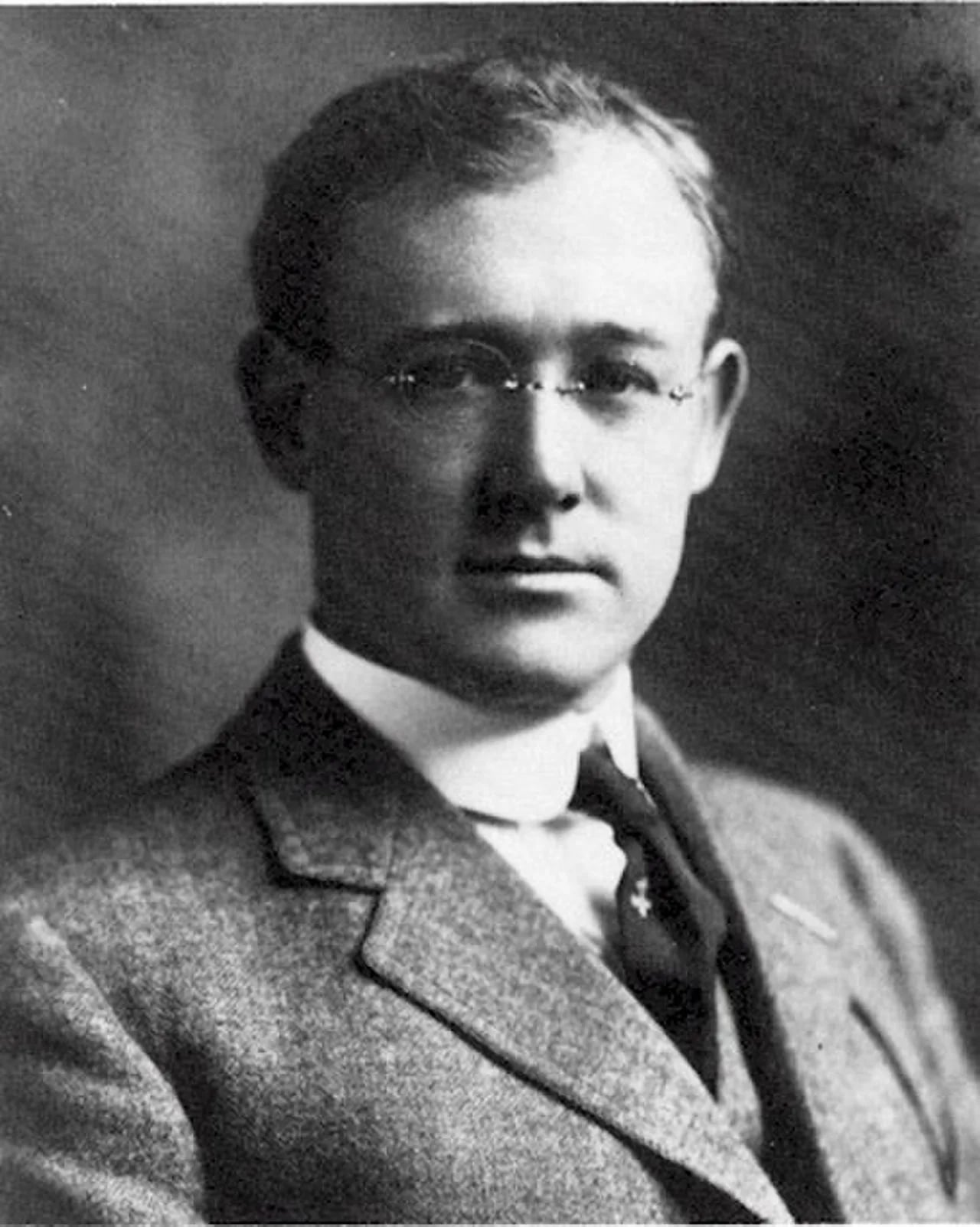Porträt von William Henry Irwin (1873–1948) – Gedenkseite