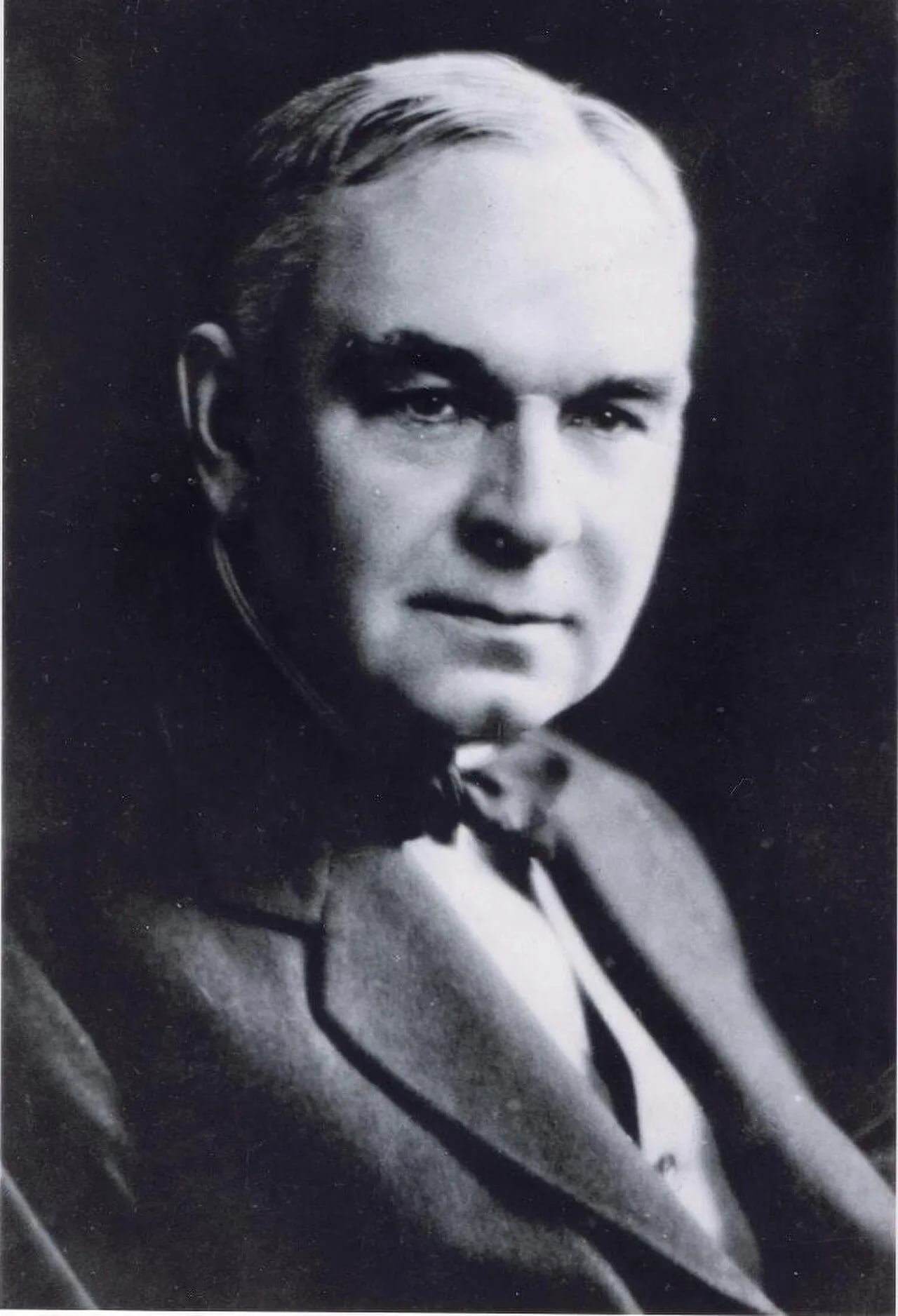 Portrait of William Henry Moore (1872–1960) – memorial page