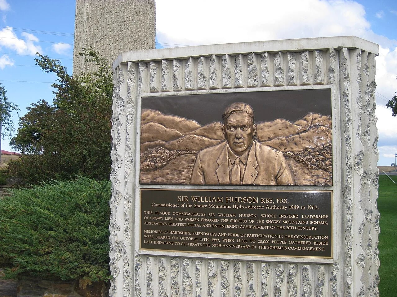 Portrait of William Hudson (1896–1978) – memorial page