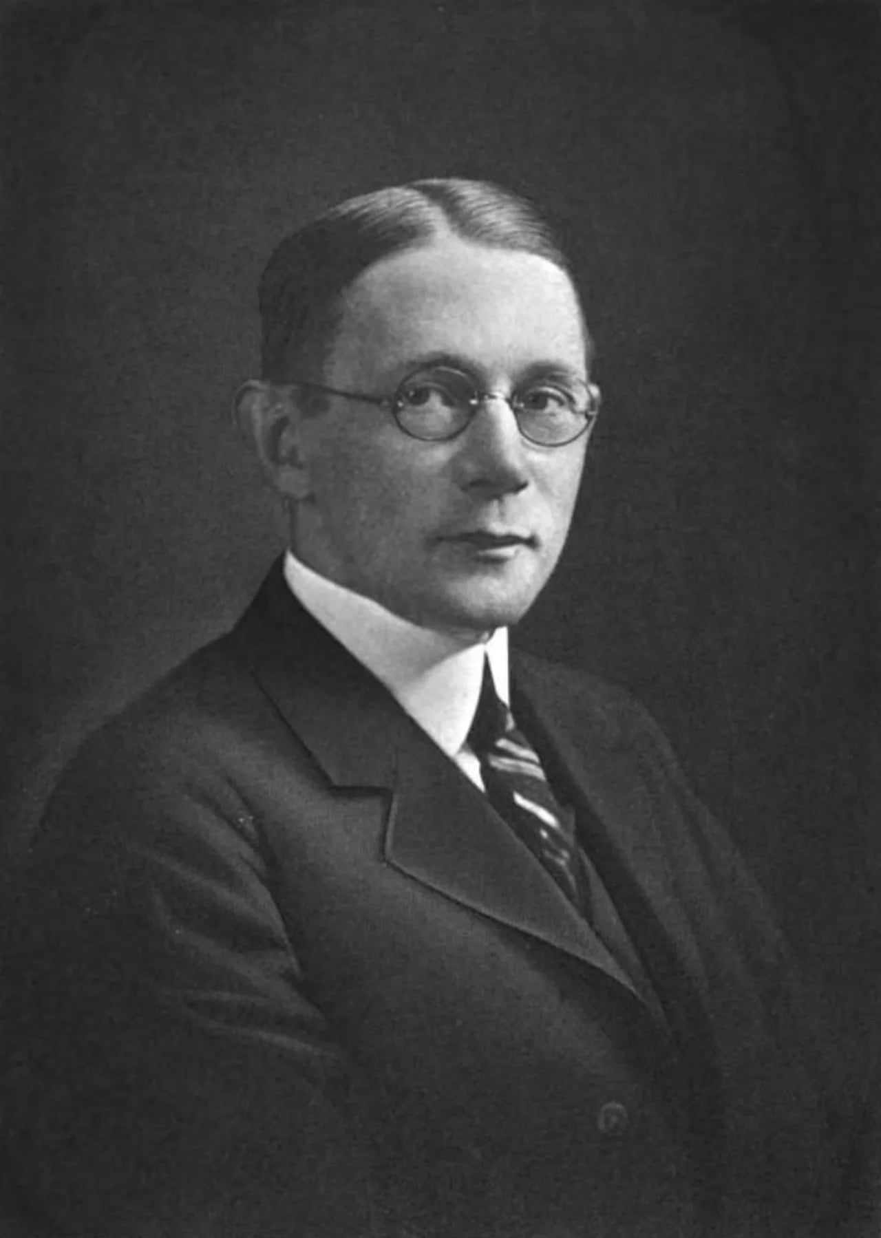Portrait of William K. Greer (1873–1945) – memorial page