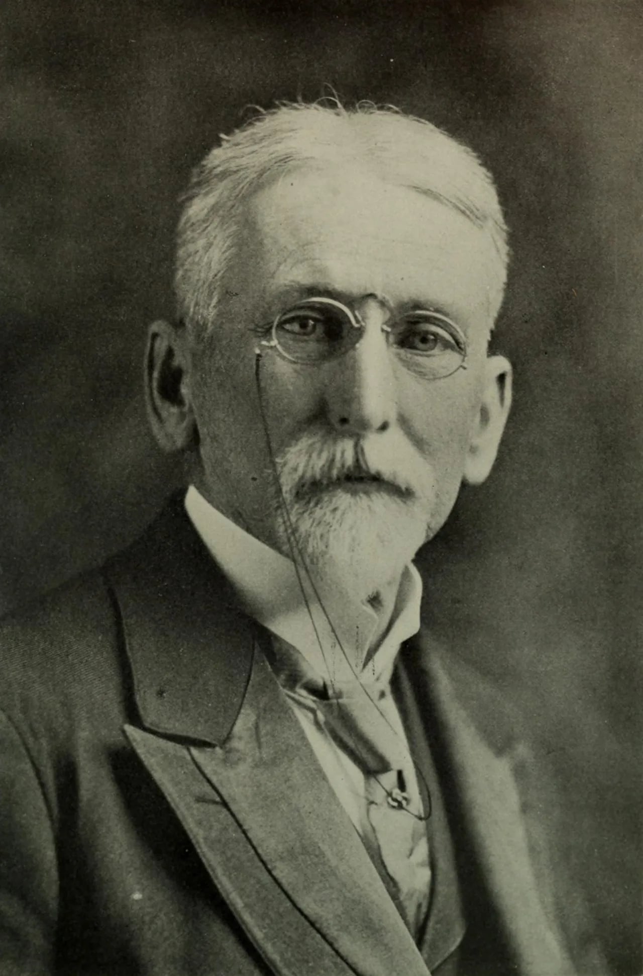 Portrait of William Lea Chambers (1852–1933) – memorial page