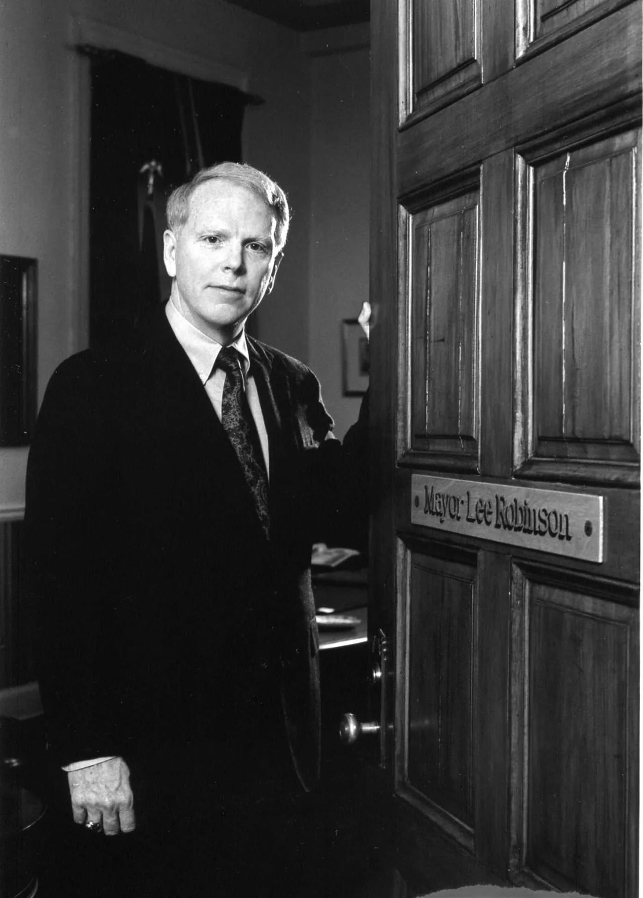 Portrait of William Lee Robinson (1943–2015) – memorial page