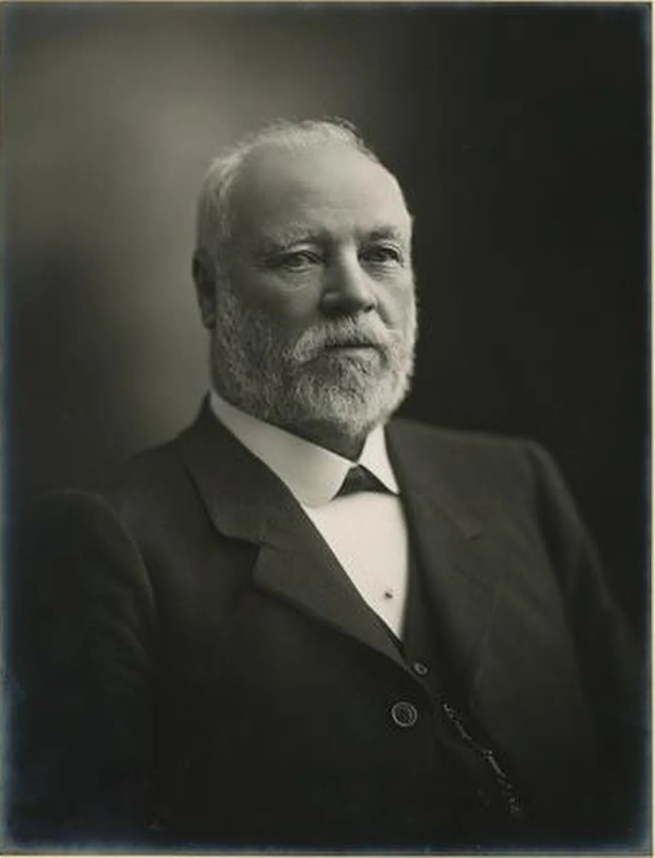 Porträt von William Loton (1838–1924) – Gedenkseite