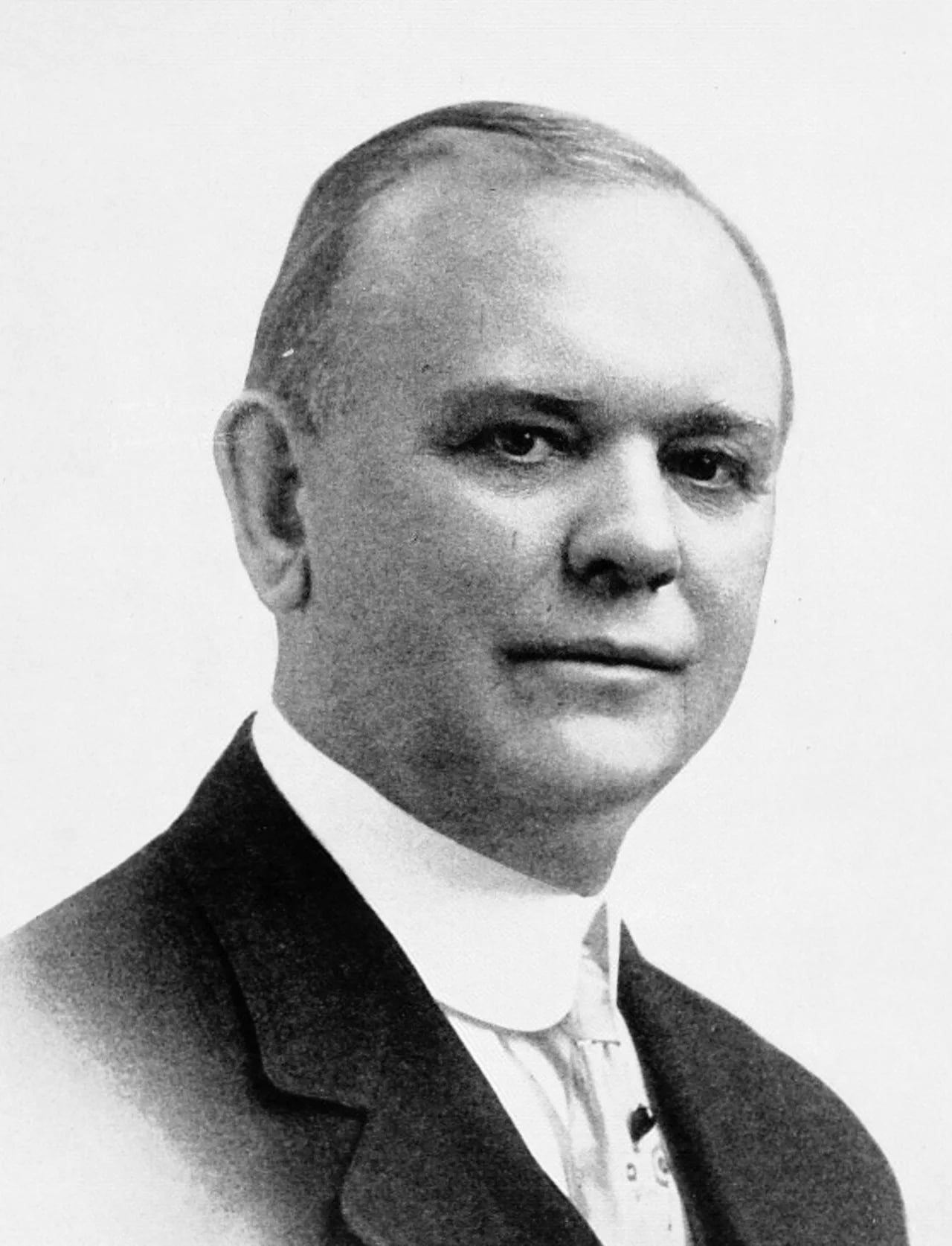 Portrait of William O. Head (1859–1931) – memorial page