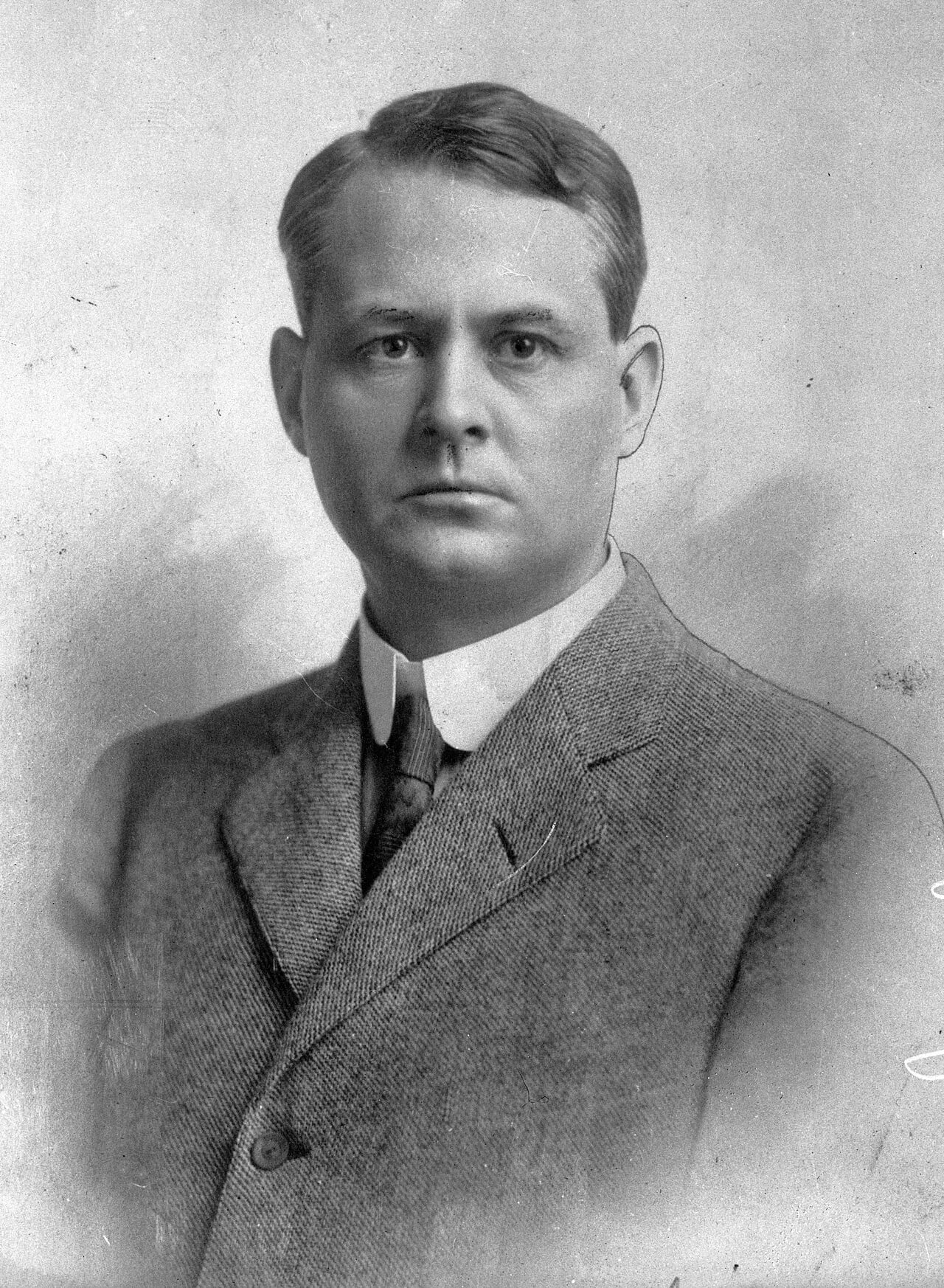 Portrait of William P. James (1870–1940) – memorial page