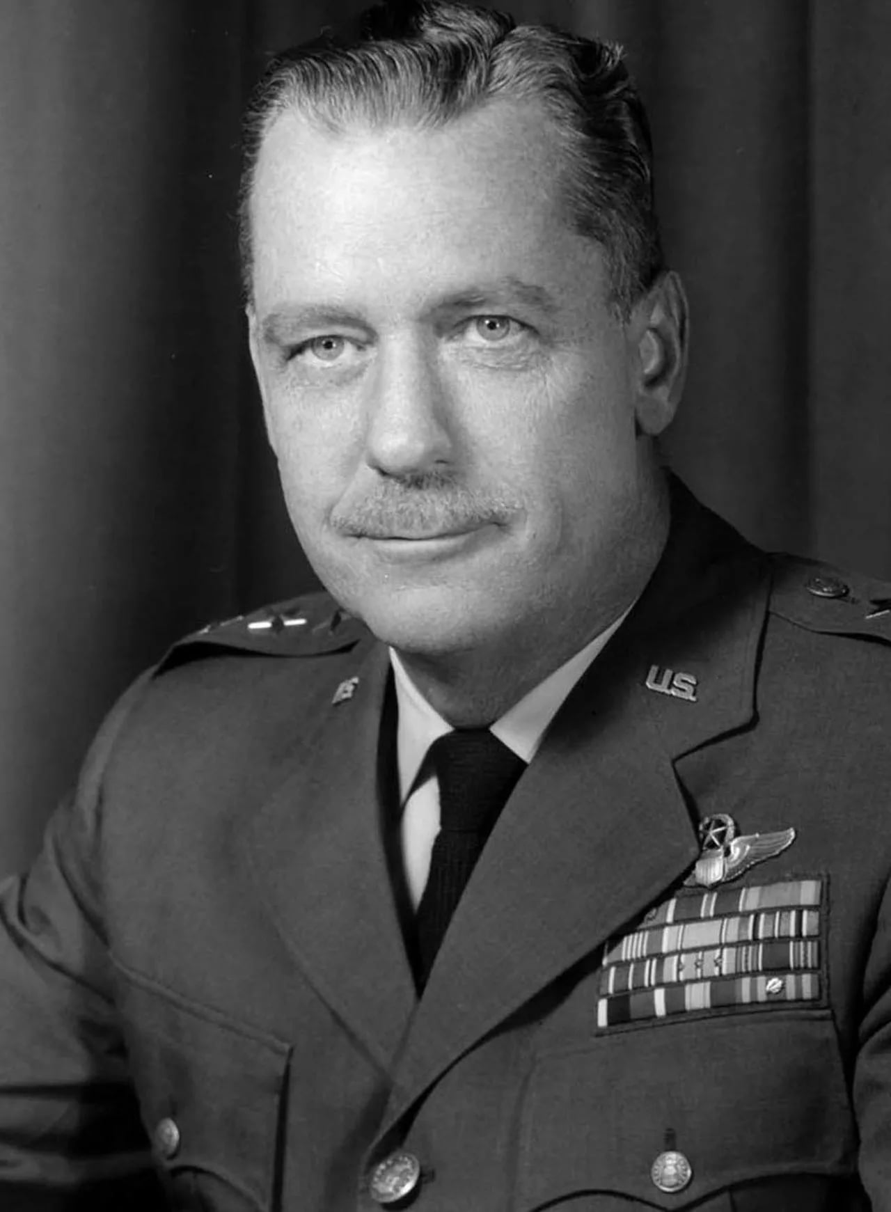 Porträt von William S. Stone (1910–1968) – Gedenkseite