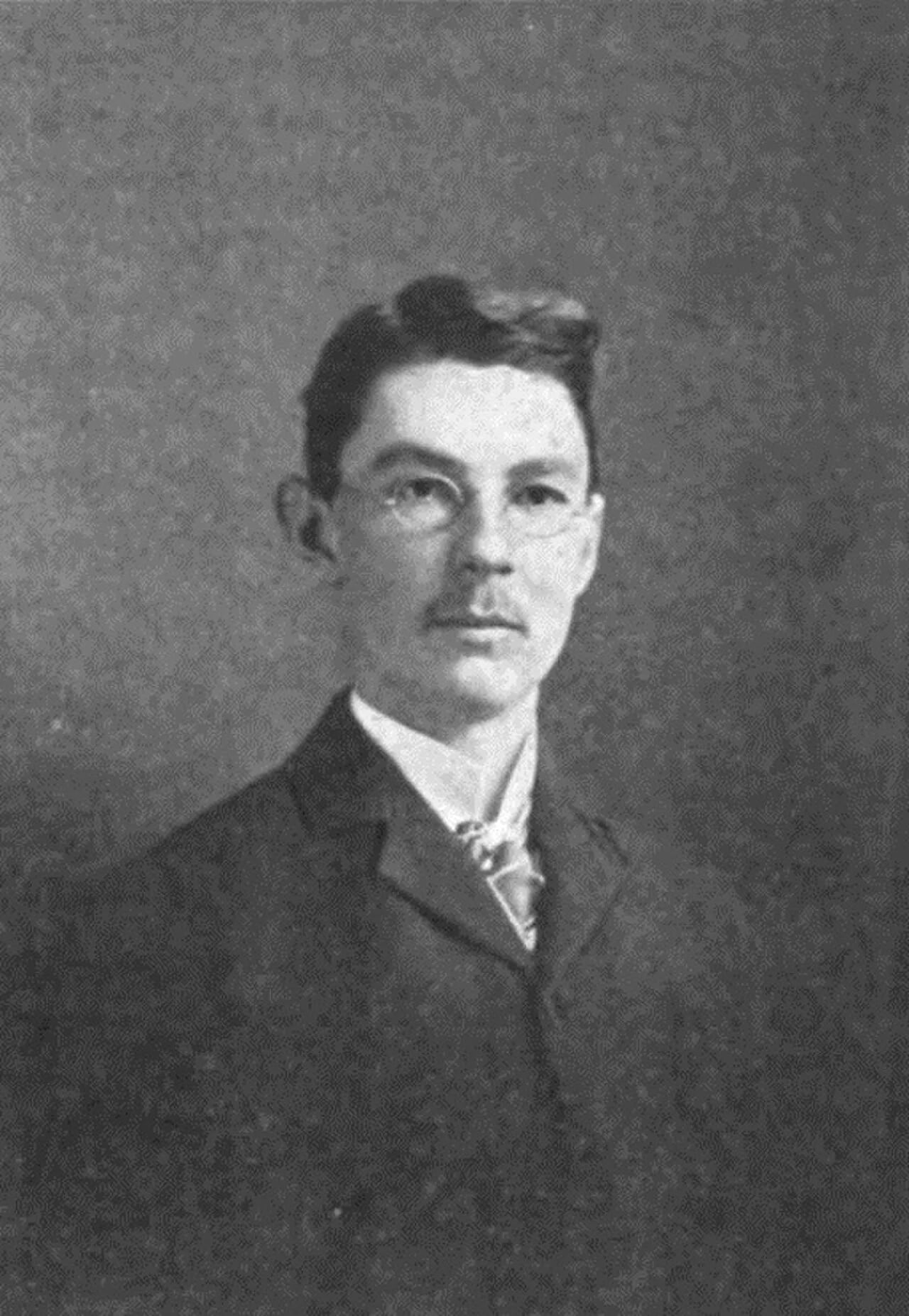 Portrait of William Stearns Davis (1877–1930) – memorial page