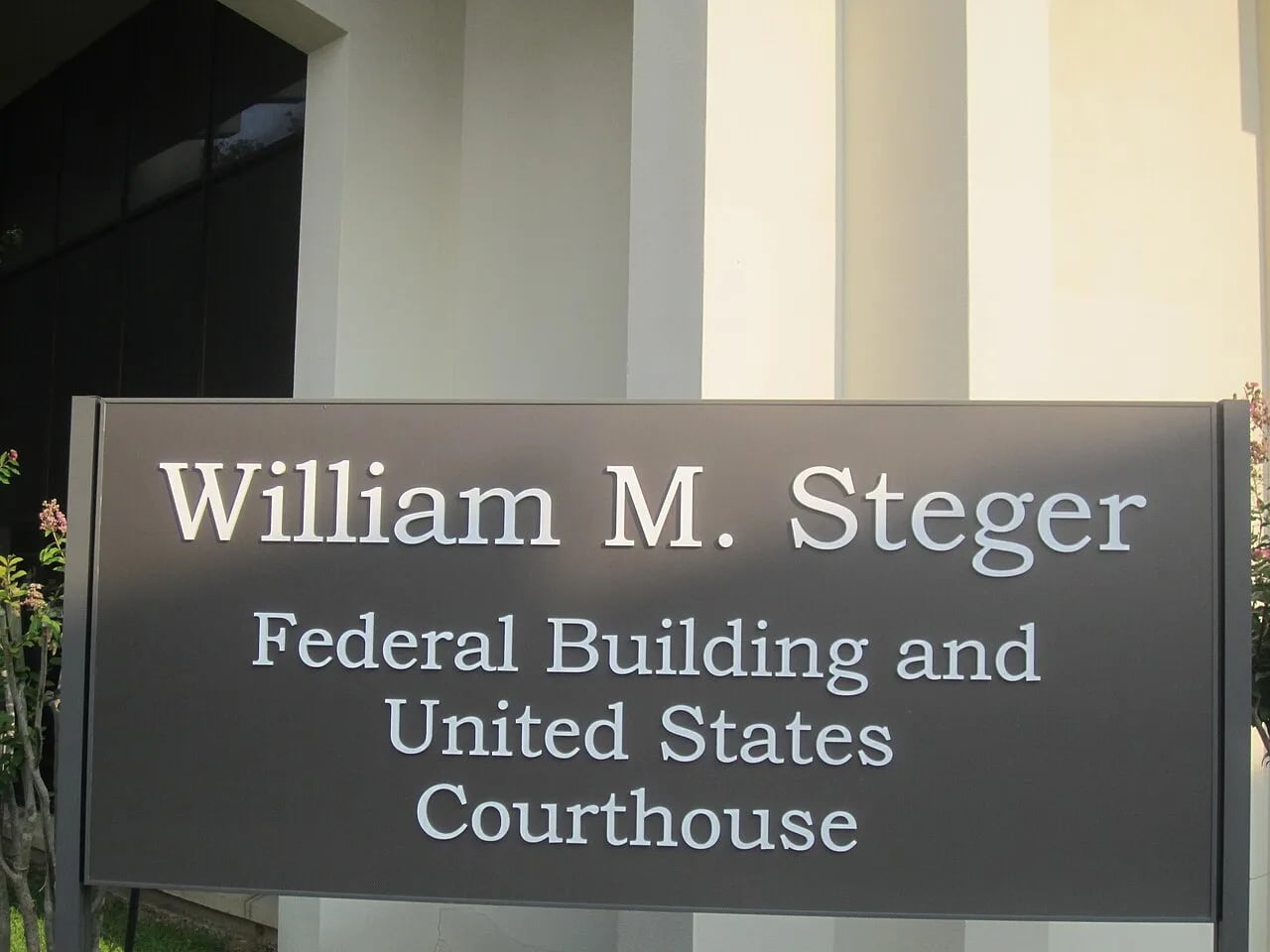 Portrait of William Steger (1920–2006) – memorial page