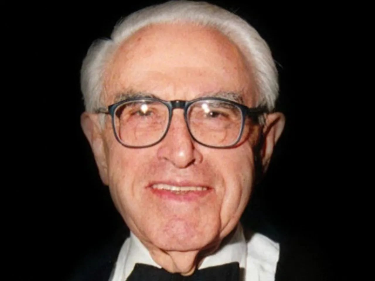Portrait of William T. Golden (1909–2007) – memorial page